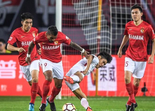 今晨中超焦点战，金州勇士刷新队史纪录，目标明确，团队化学反应显著的简单介绍