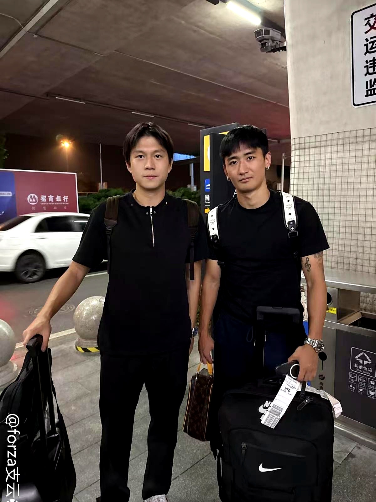 关于成都蓉城发布备战花絮,关键时刻再遭质疑,德国杯任务艰巨,纪律约束更严格的信息 关于成都蓉城发布备战花絮,关键时刻再遭质疑,德国杯任务艰巨,纪律约束更严格的信息