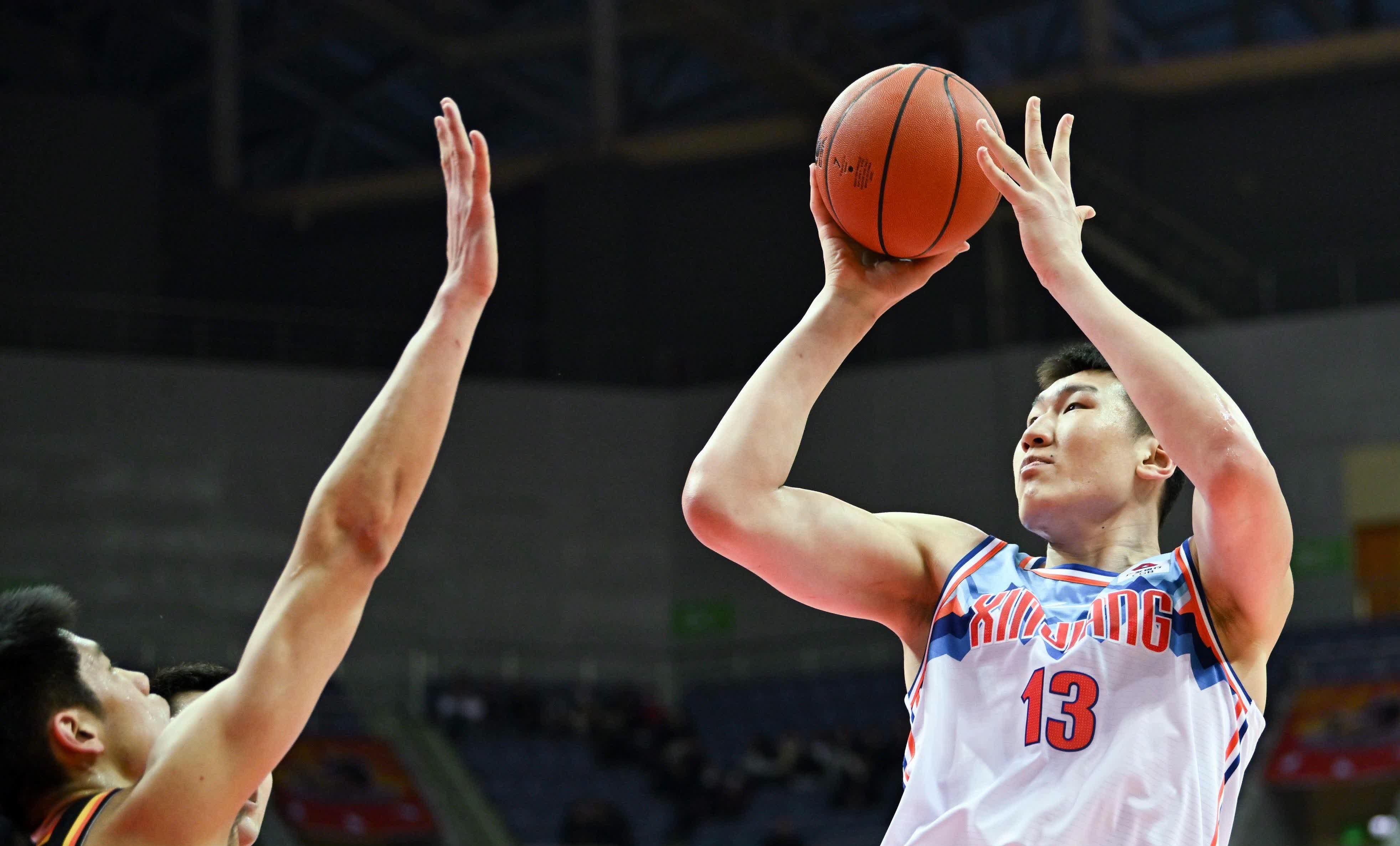 NBA常规赛倒计时；山东男篮冲刺阶段强势反弹；细节引发关注；气氛紧张；控场能力受关注的简单介绍