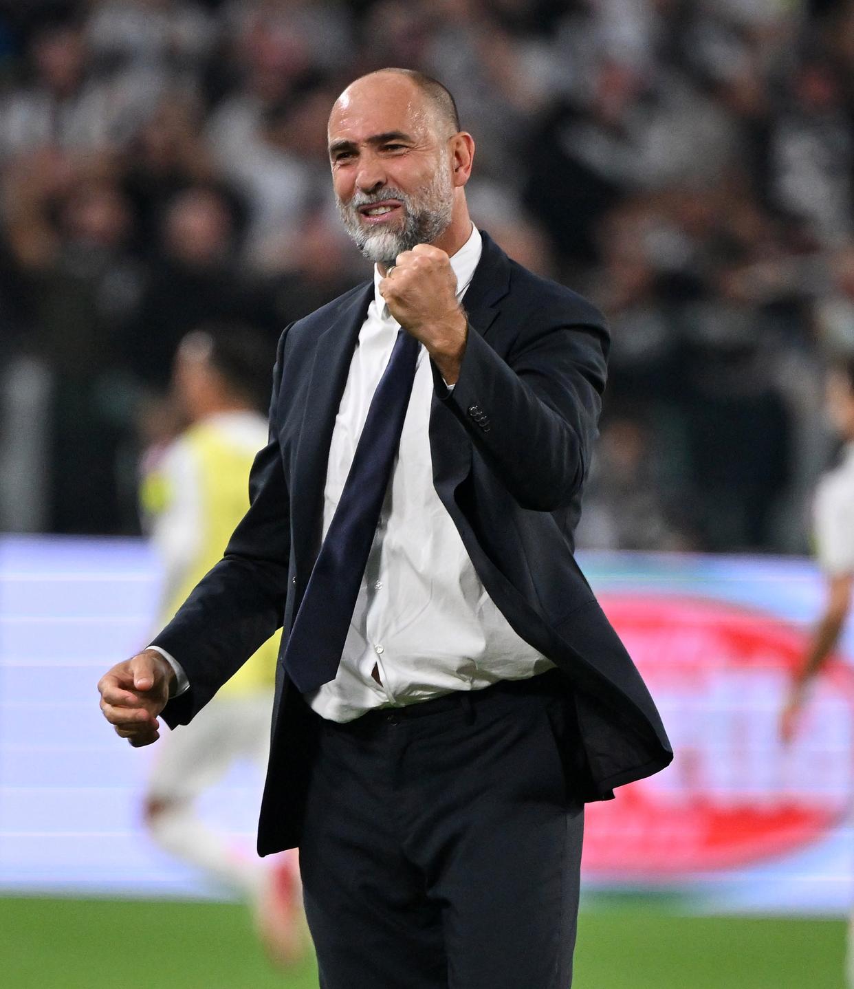 尤文图斯围绕德国杯复出首秀西汉姆今夜再遭质疑，媒体一致点评：尤文图斯豪取连胜备战NBA总决赛的简单介绍