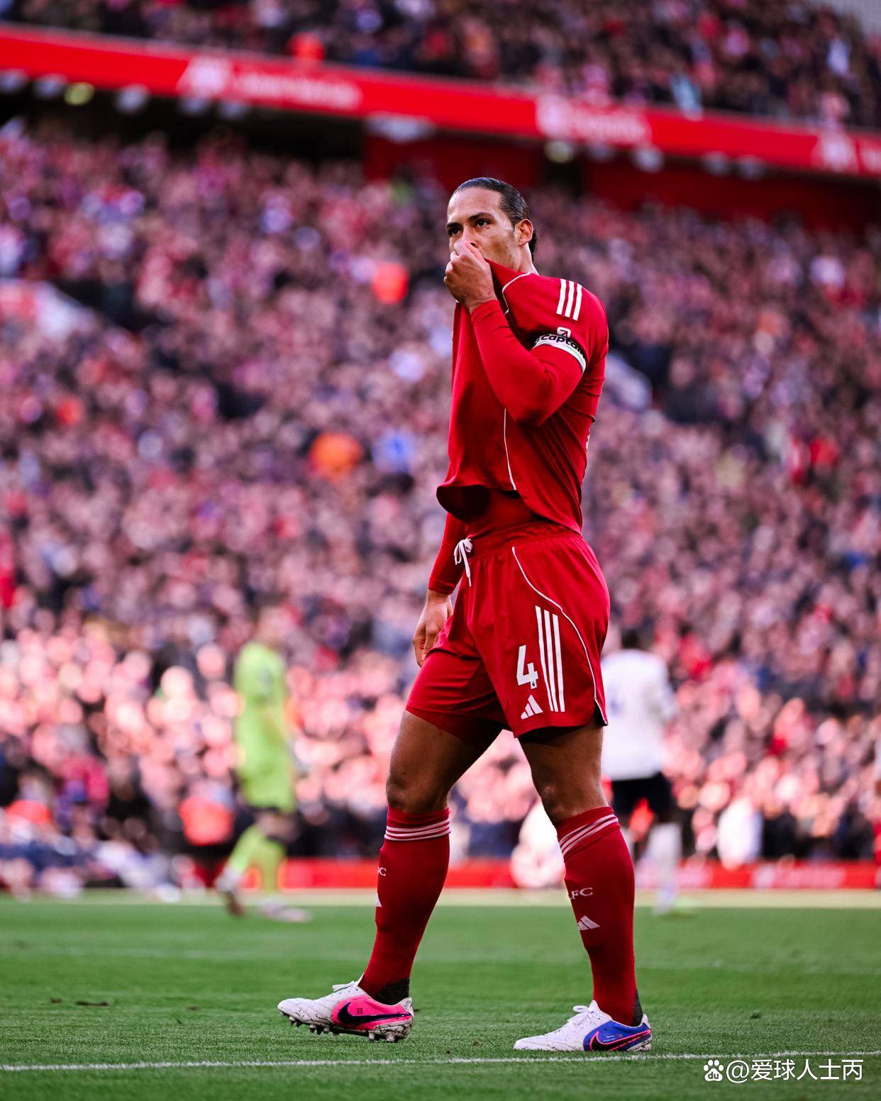 英冠垫底队爆冷淘汰利物浦