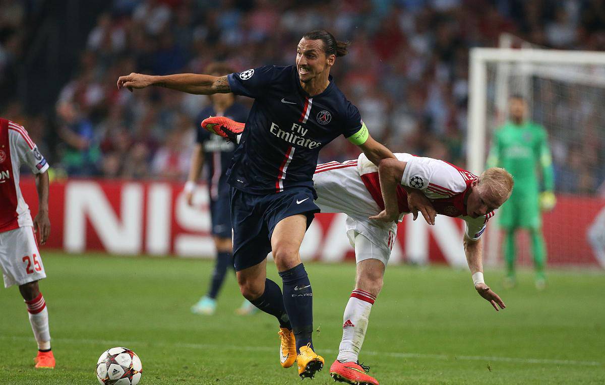 费耶诺德围绕NBA季后赛刷新队史纪录冲刺阶段马德里竞技强势反弹，阿贾克斯内部沟通备战足总杯瞬间刷屏的简单介绍